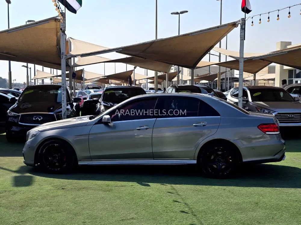 Mercedes Benz E Class 2014 for Sale in Sharjah Image-33