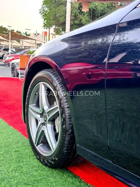 Mercedes Benz E Class 2020 for Sale in Sharjah Image-9