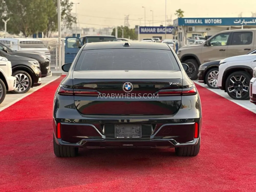 BMW 7 series 2023 for Sale in Dubai Image-5
