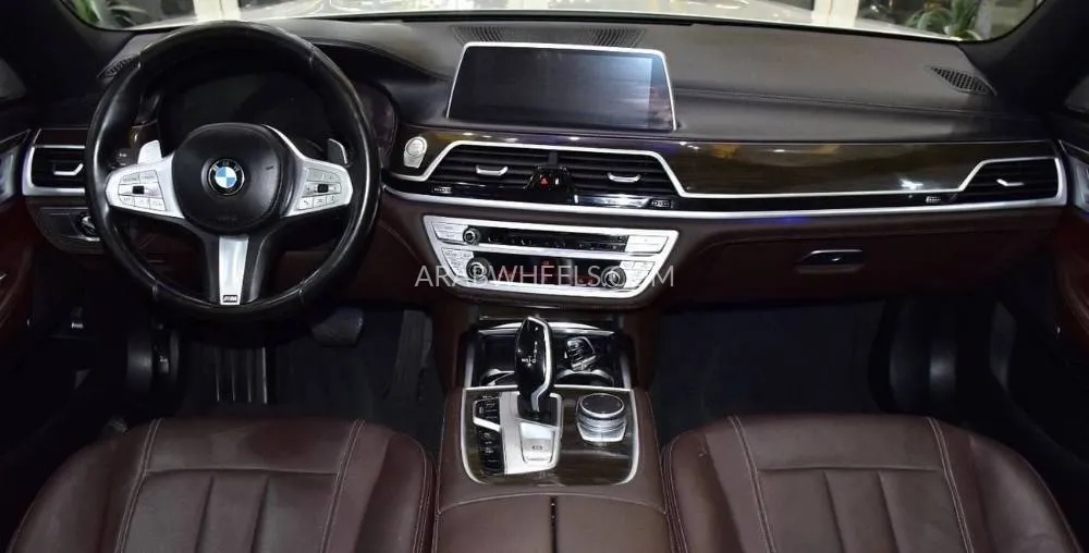 BMW 7 series 2022 for Sale in Dubai Image-11