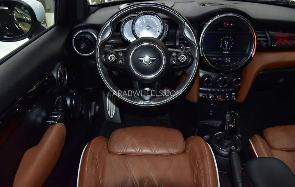 Mini Cooper 2021 for Sale in Dubai Image-12
