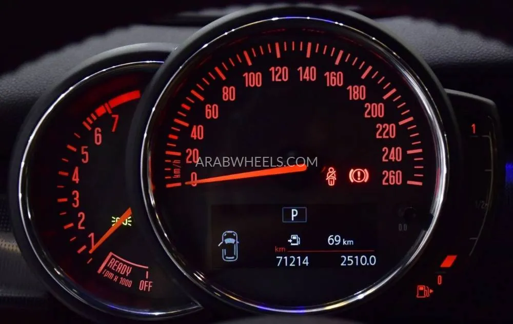 Mini Cooper 2021 for Sale in Dubai Image-13