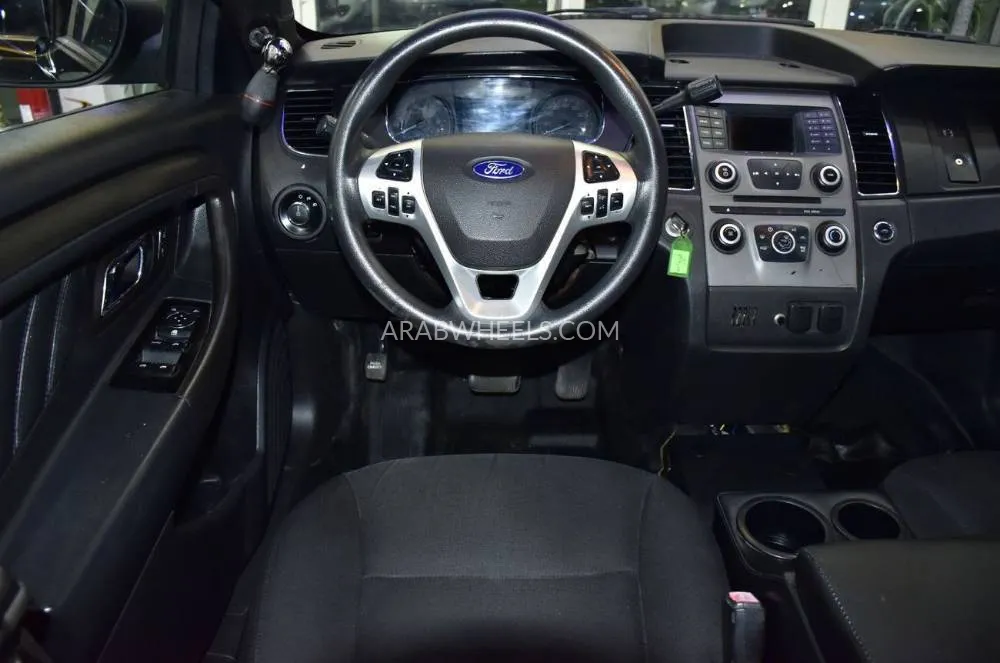 Ford Taurus 2015 for Sale in Dubai Image-12
