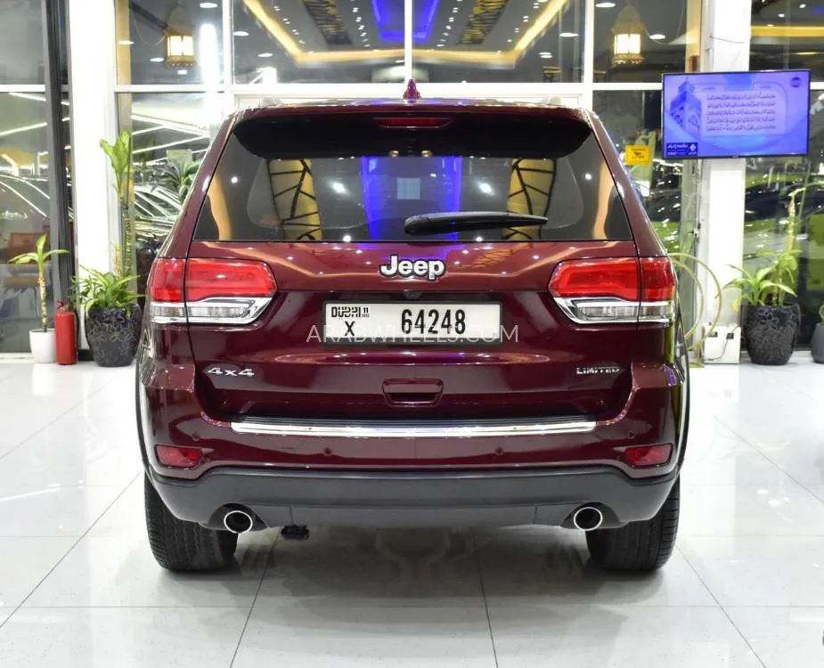 Jeep Cherokee 2017 for Sale in Dubai Image-5