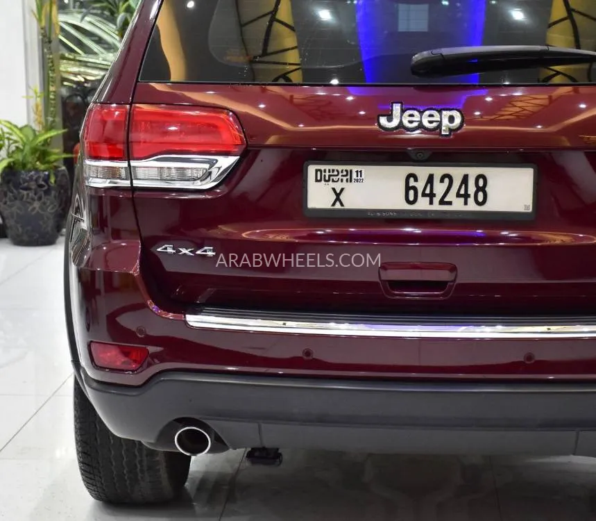Jeep Cherokee 2017 for Sale in Dubai Image-8