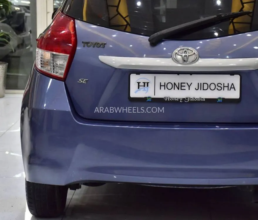 Toyota Yaris 2015 for Sale in Dubai Image-8