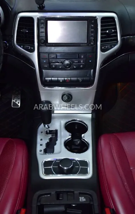 Jeep Cherokee 2012 for Sale in Dubai Image-16