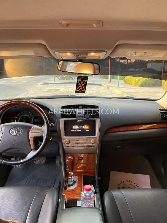 تويوتا أوريون 2010 for Sale in عجمان Image-5