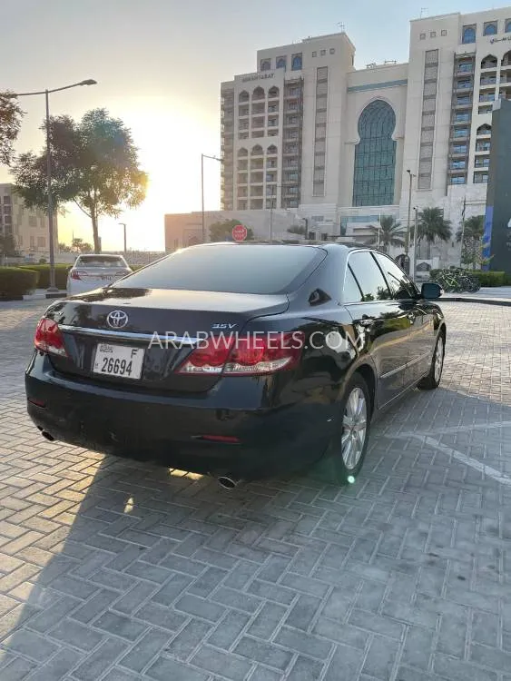 تويوتا أوريون 2010 for Sale in عجمان Image-7