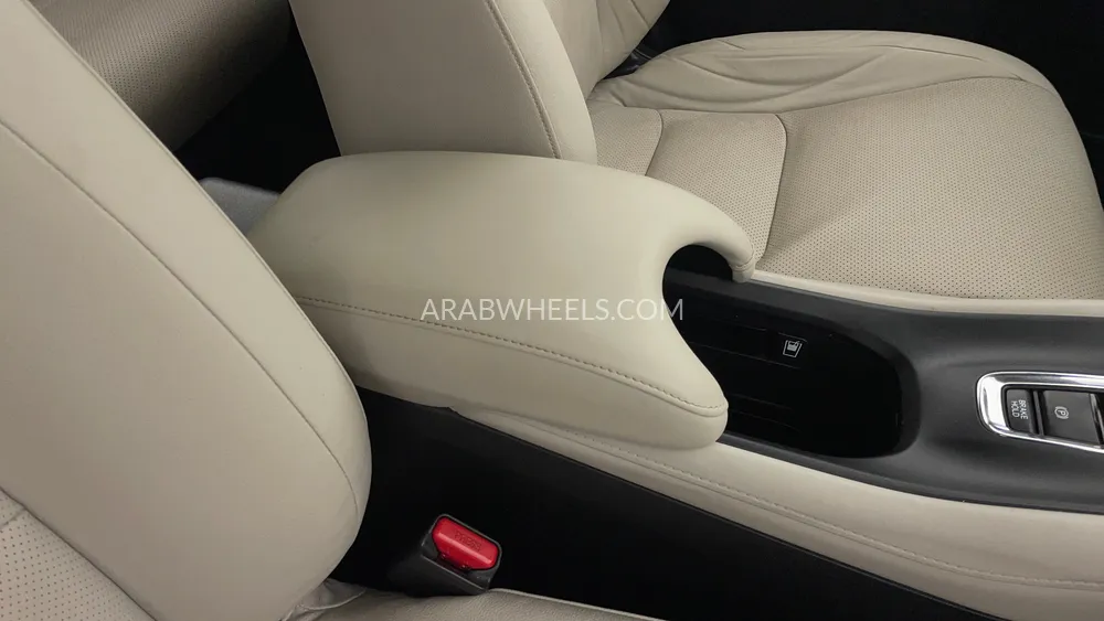 Honda HR-V 2021 for Sale in Dubai Image-34