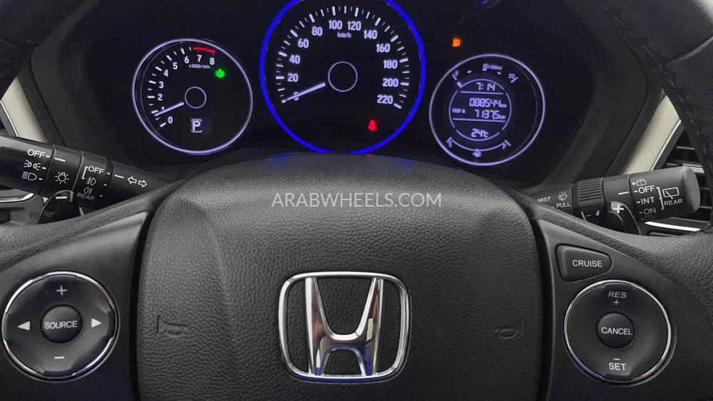 Honda HR-V 2021 for Sale in Dubai Image-39