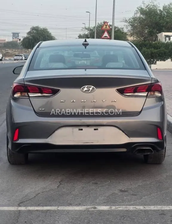 هيونداي سوناتا 2018 for Sale in الشارقة Image-4