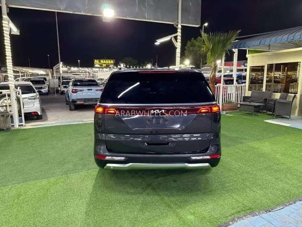 Kia Carnival 2021 for Sale in Ajman Image-5