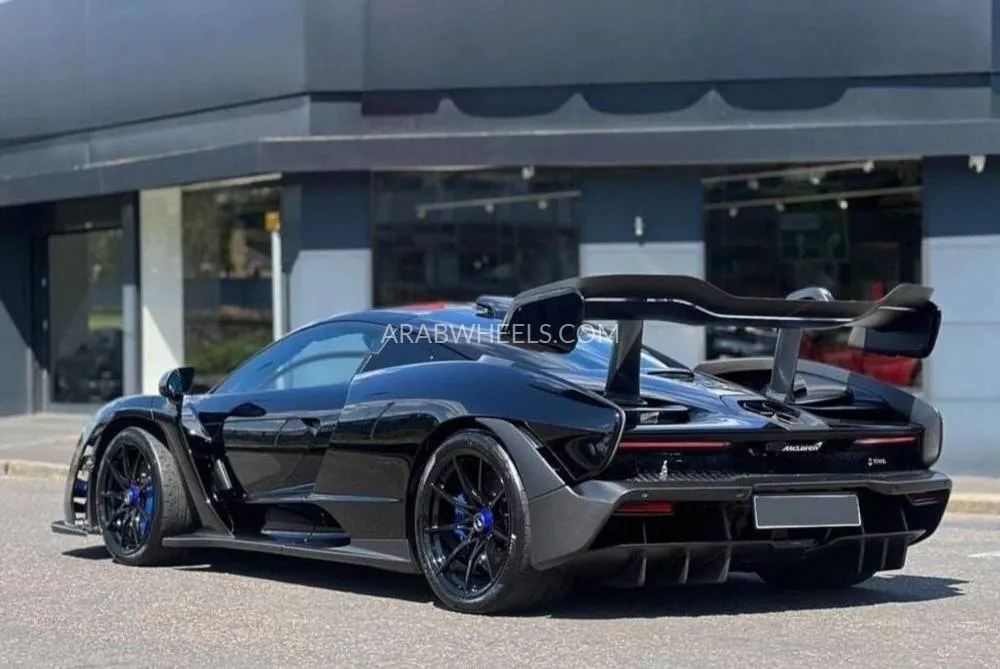 McLaren Senna 2018 for Sale in Dubai Image-2