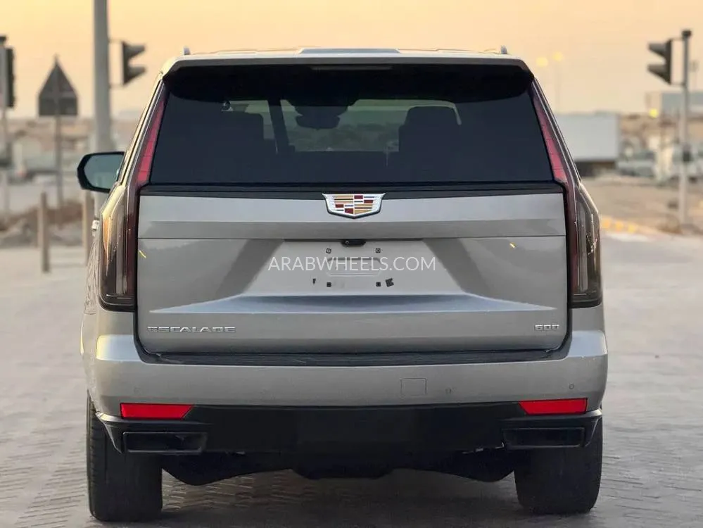 Cadillac Escalade 2023 for Sale in Sharjah Image-4