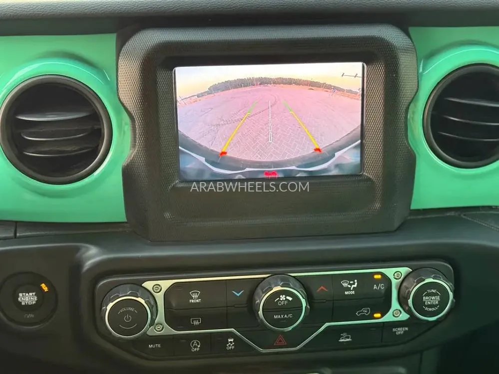 Jeep Wrangler 2023 for Sale in Sharjah Image-12