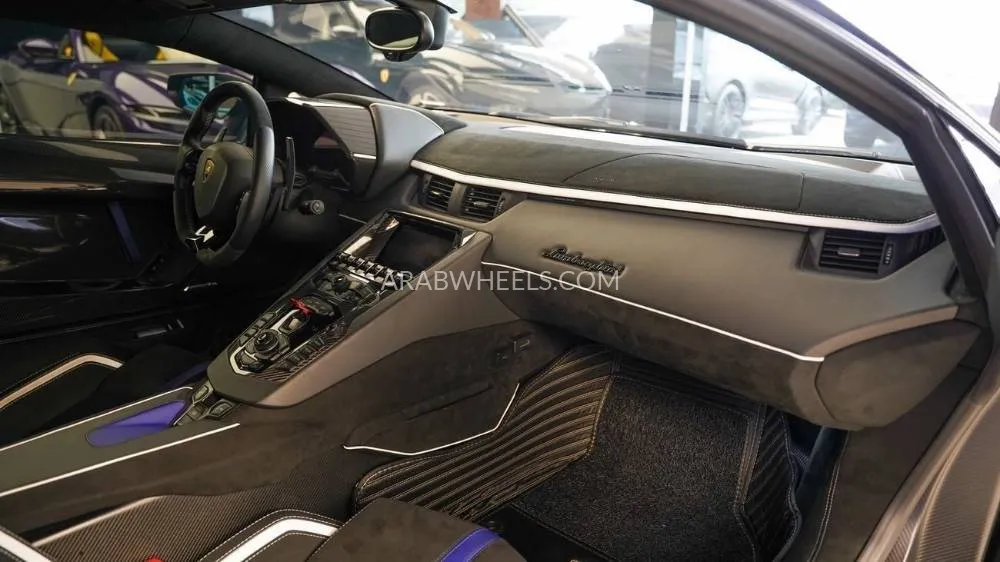 Lamborghini Aventador 2019 for Sale in Dubai Image-11