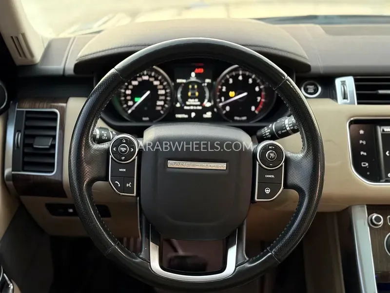 لاند روفر رينج روفر سبورت 2016 for Sale in الشارقة Image-13