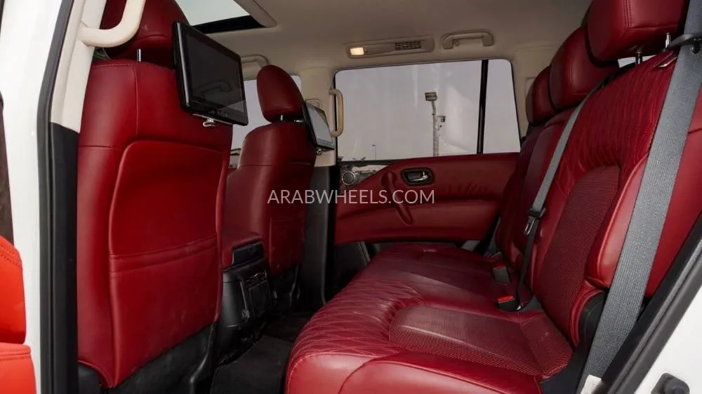 Nissan Patrol 2023 for Sale in Dubai Image-16