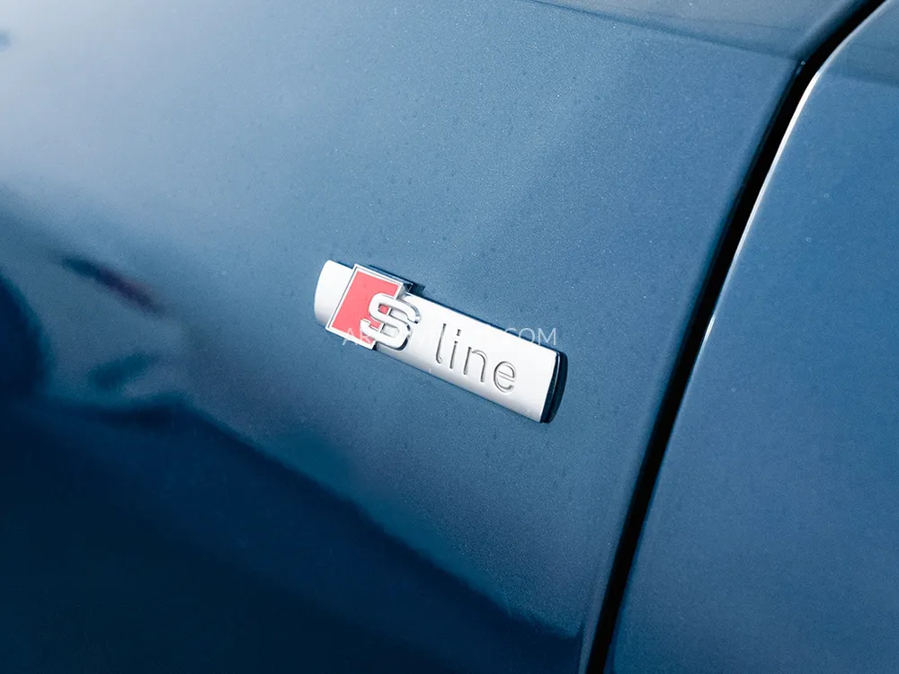 Audi Q8 2019 for Sale in Dubai Image-16