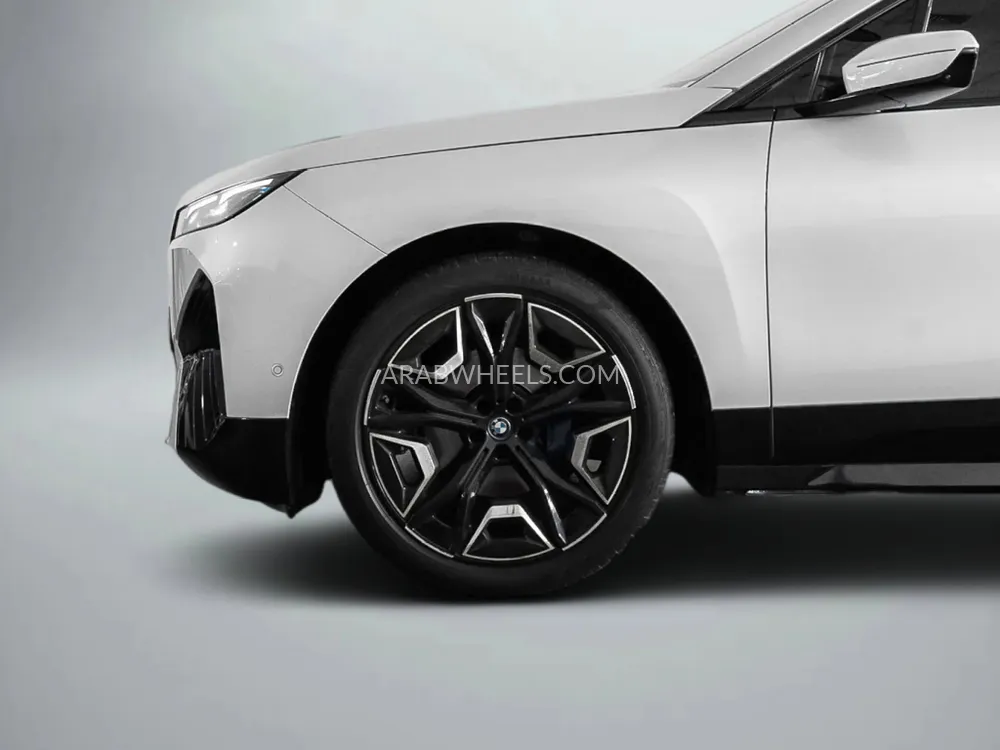 BMW iX 2023 for Sale in Dubai Image-6