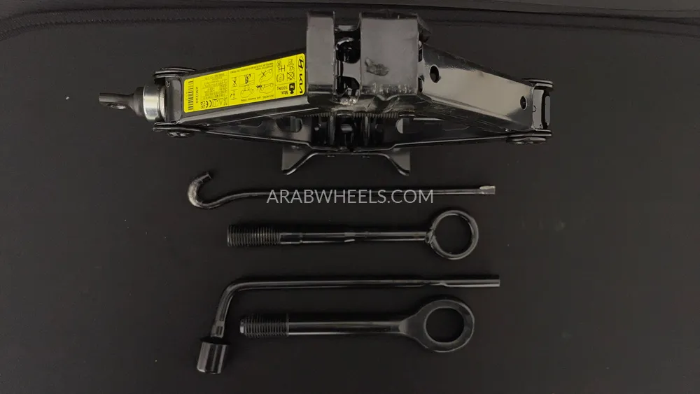 Kia K5 2023 for Sale in Dubai Image-29