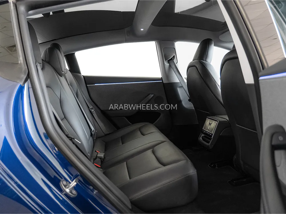 Tesla Model 3 2024 for Sale in Dubai Image-12