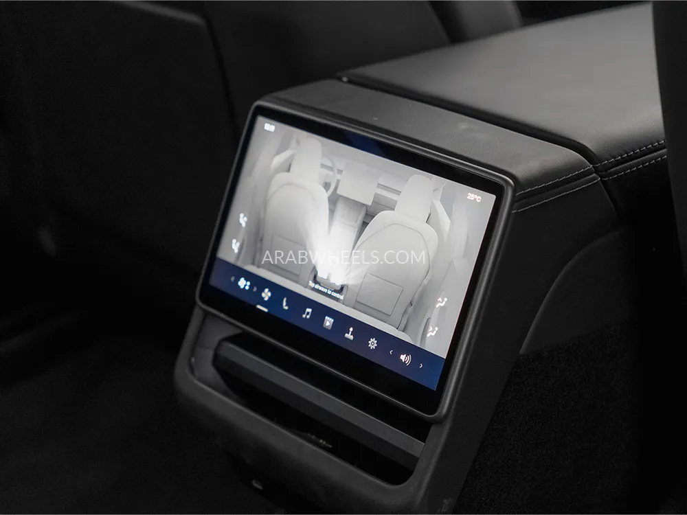 Tesla Model 3 2024 for Sale in Dubai Image-13