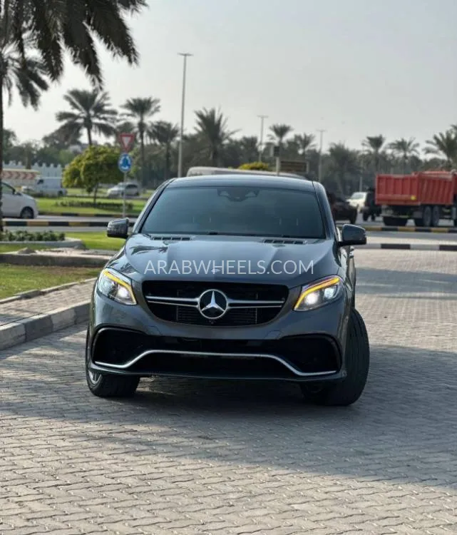 Mercedes Benz GLE Class 2017 for Sale in Dubai Image-3