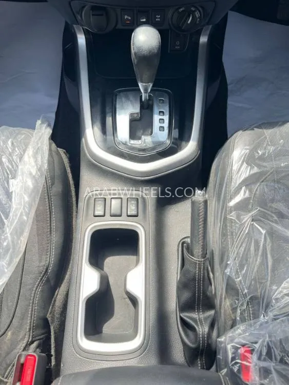 Nissan Navara 2017 for Sale in Dubai Image-18