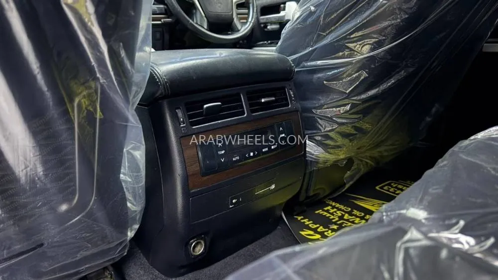 Toyota Land Cruiser 2016 for Sale in Dubai Image-17