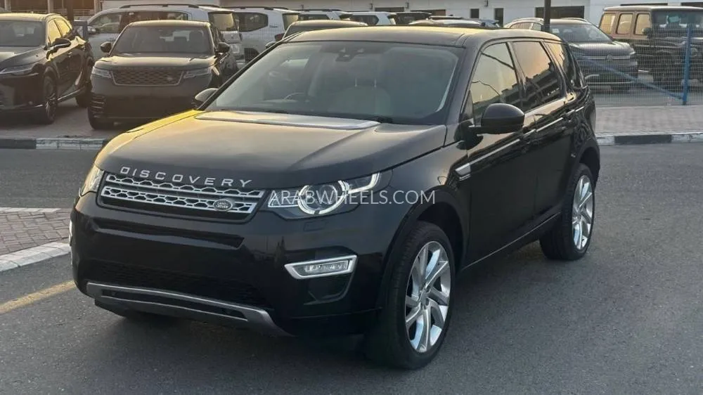 Land Rover Discovery 2015 for Sale in Dubai Image-2