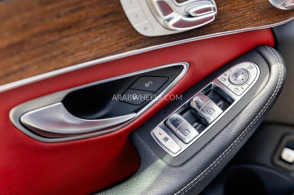 Mercedes Benz C Class 2020 for Sale in Sharjah Image-10
