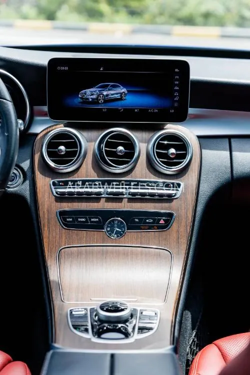 Mercedes Benz C Class 2020 for Sale in Sharjah Image-12