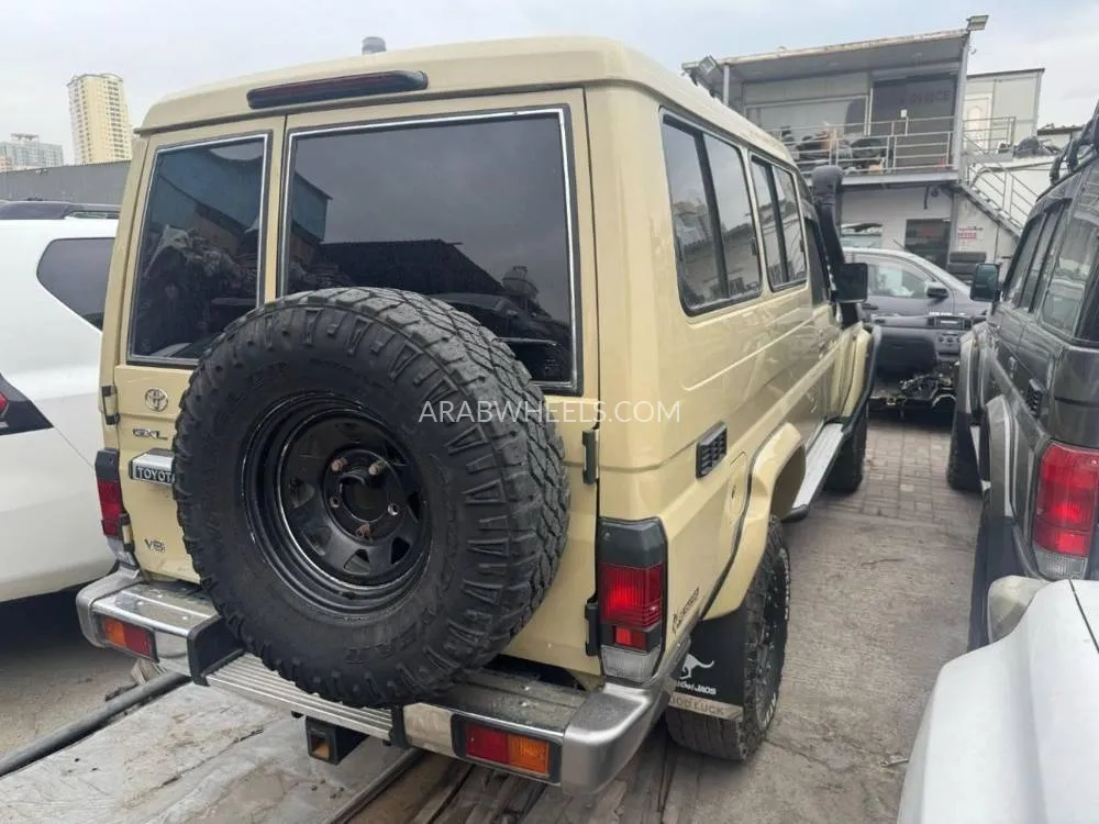 Toyota Land Cruiser 70 Series 2021 for Sale in Dubai Image-5