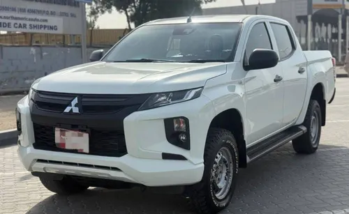 Mitsubishi Triton 2023