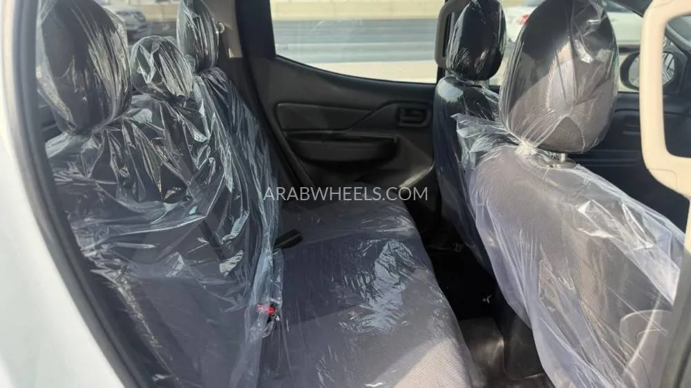 Mitsubishi Triton 2023 for Sale in Dubai Image-17