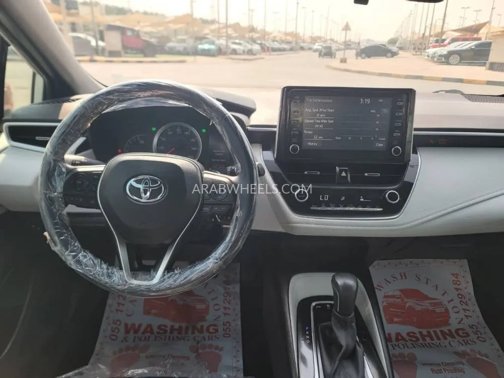 Toyota Corolla 2020 for Sale in Sharjah Image-13
