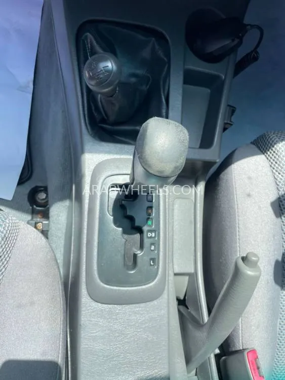 Toyota Hilux 2013 for Sale in Dubai Image-14