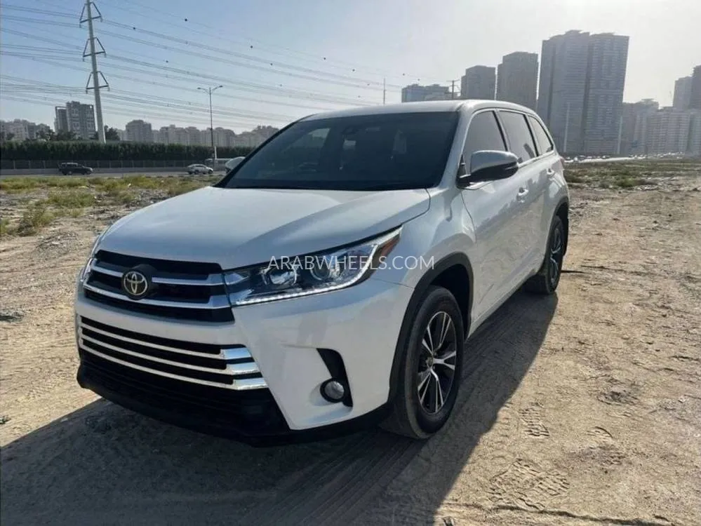 Toyota Kluger 2019 for Sale in Dubai Image-2