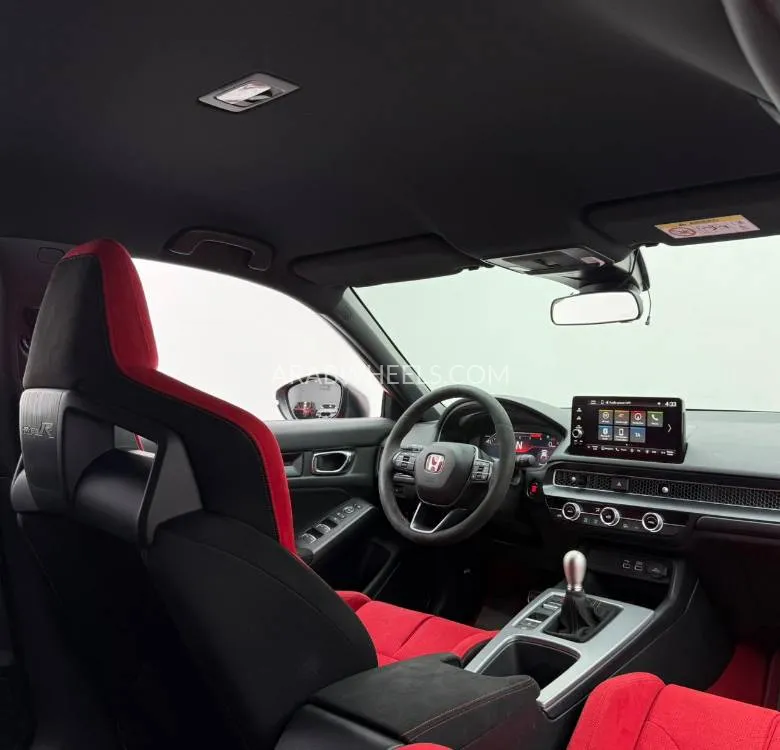 Honda Civic 2023 for Sale in Dubai Image-30