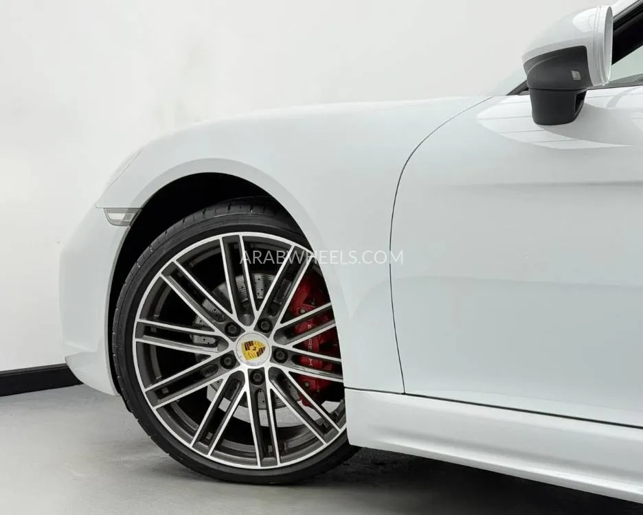 بورشه بوكستر 2018 for Sale in دبي Image-26