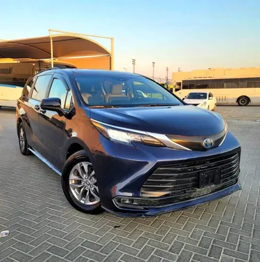 Toyota Sienna LE 2022