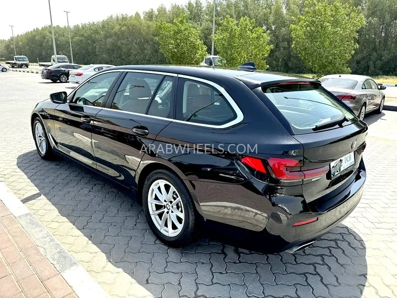 BMW 5 series 2022 for Sale in Sharjah Image-4