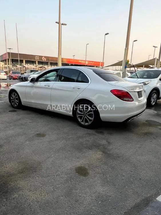 Mercedes Benz C Class 2018 for Sale in Sharjah Image-6