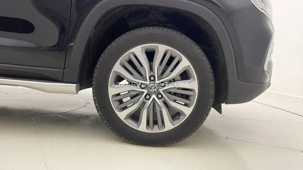 إم جي RX8 2023 for Sale in دبي Image-10