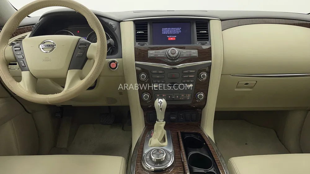 Nissan Patrol 2018 for Sale in Dubai Image-14