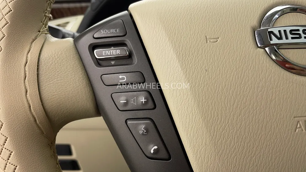 Nissan Patrol 2018 for Sale in Dubai Image-52