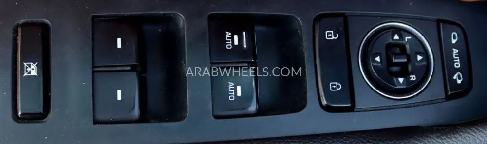 Hyundai Sonata 2016 for Sale in Sharjah Image-19