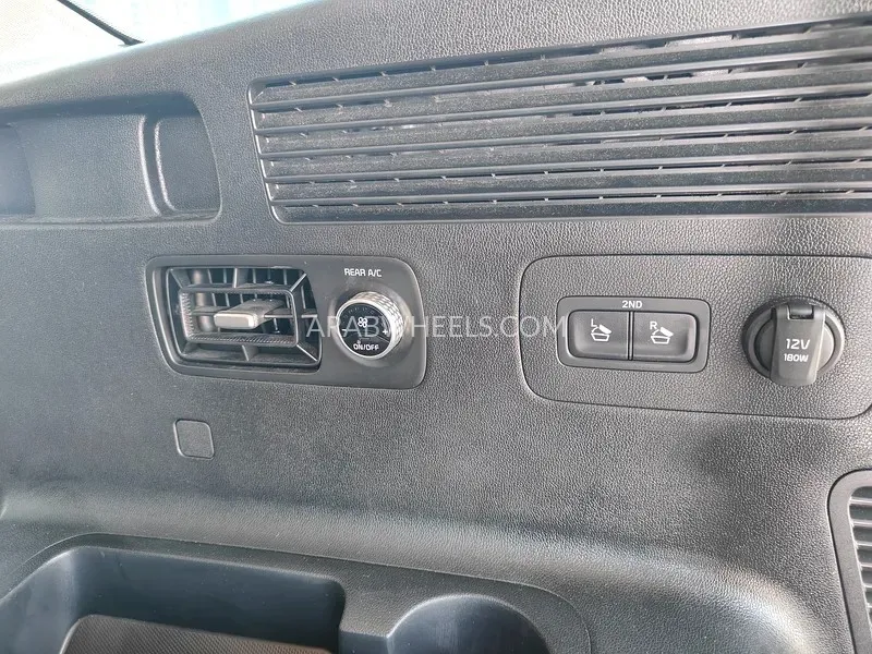 Kia Sorento 2022 for Sale in Dubai Image-16